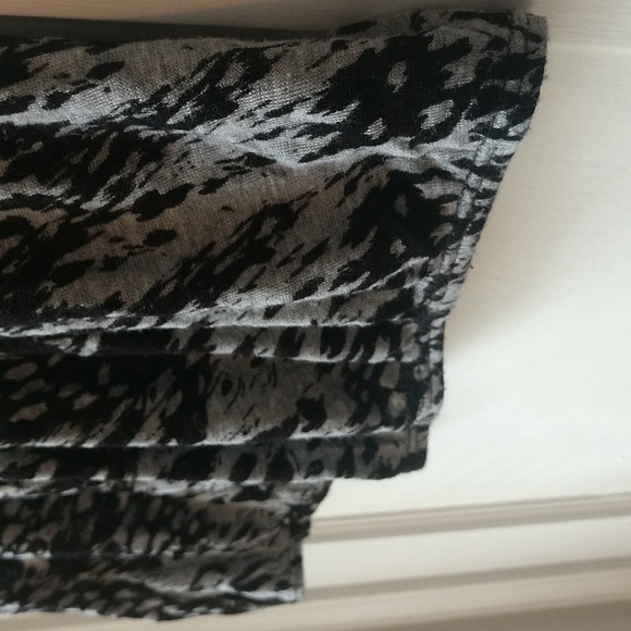 Julie's closet lace tank top size Large - Picture 7 of 10